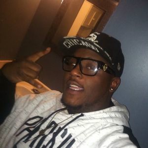 Meet your Posher, Dee